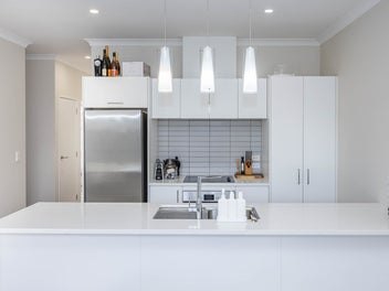 Modern Living,- Motivated Vendor - Make Your Move!