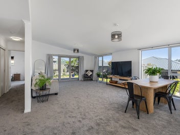 A home to suit your next chapter