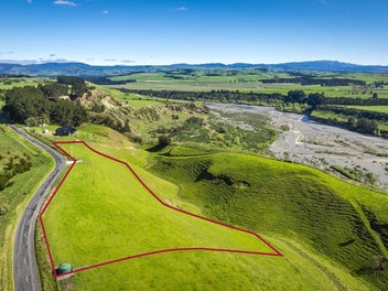 Elevated site, extraordinary outlook