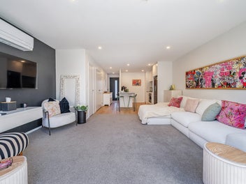 Motivated Relocating Owners