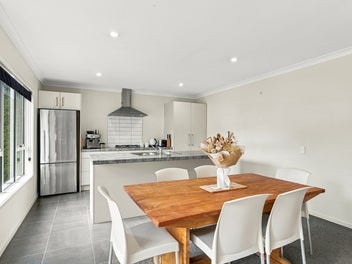 Private, Easy-Care Kinloch Living