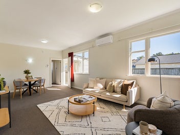 3 Bedrooms + Study & Central Location!