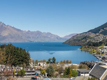 Prime Queenstown Site - Three Consented Townhouses