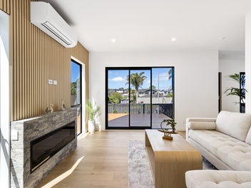 Brand-New in Macleans Zone — 3 bed +1 flexi room