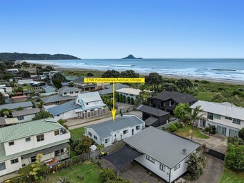 Celebrate Christmas at Ohope Beach