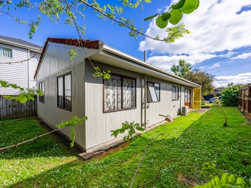 RENOVATORS WANTED