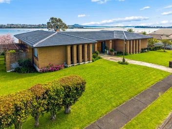 SUBSTANTIAL RESIDENCE WITH SCOPE FOR MORE