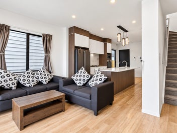 Stylish Living , Smart Buying !