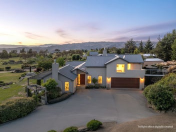 Semi-Rural Serenity with Mountain Views