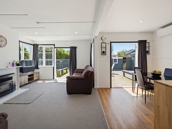 Personality, Comfort & Deckside Living!