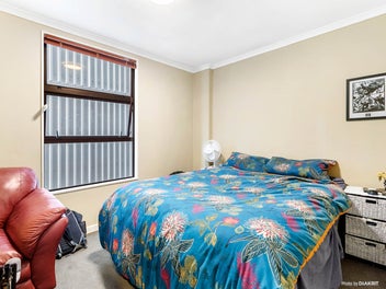 Central CBD Studio Apartment