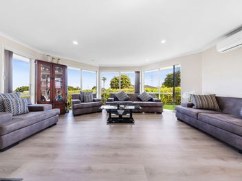 Renovated Brick & Tile Beauty in The Gardens!