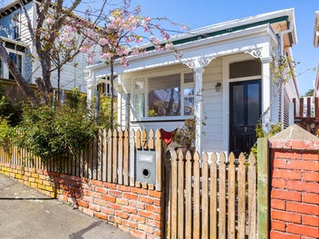 Super Stylish, Renovated & Ready to Enjoy