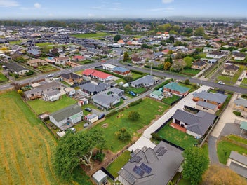 No covenants, services to site - for only $290,000