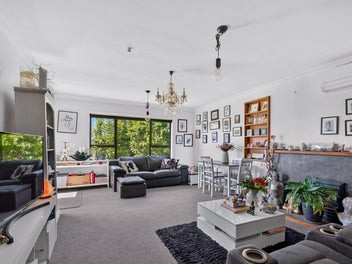 Comfortable Living, Handy Location!