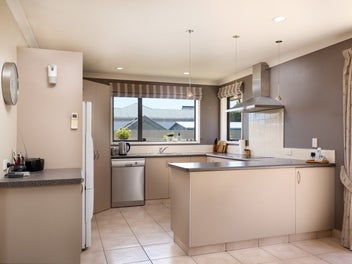 Easy-care living in a handy location
