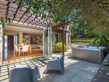 Expansive family living in the heart of Glendowie