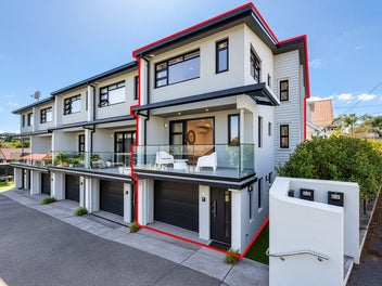 Trophy Calibre Townhouse