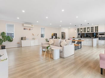 A Home You'll Love Coming Home To!