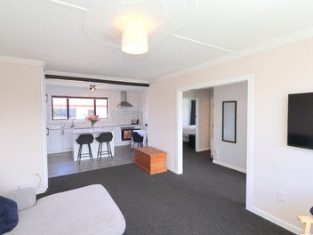 Comfortable Living In Popular Grasmere!