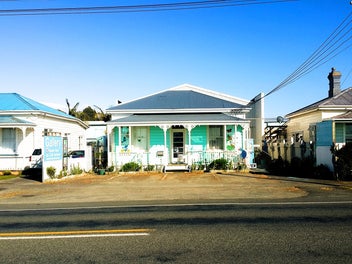Image 1 of 5