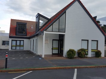 Image 1 of 6