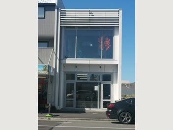 Image 1 of 8