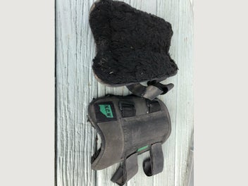 Image 1 of 4