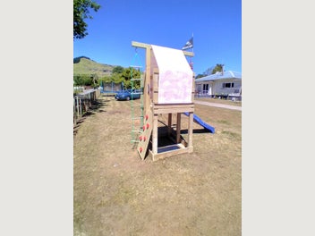 Image 1 of 9