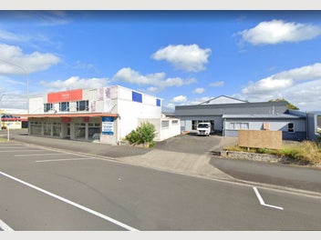Image 1 of 1