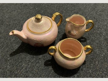 Image 1 of 6