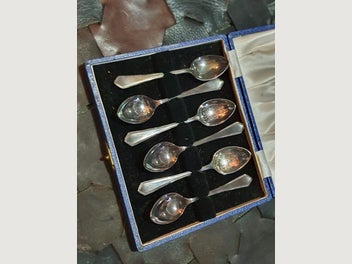 Image 1 of 6