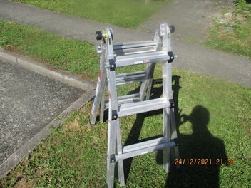 Image 1 of 2