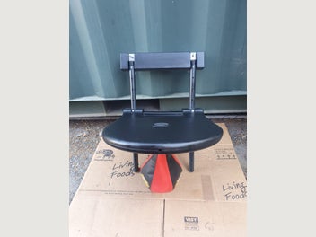 Image 1 of 7