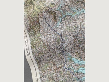 Image 1 of 7