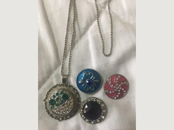 Image 1 of 3