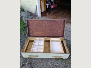 Image 1 of 8