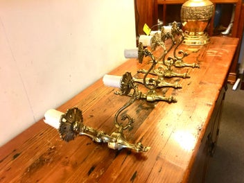 Image 1 of 5