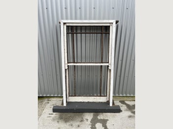 Image 1 of 7