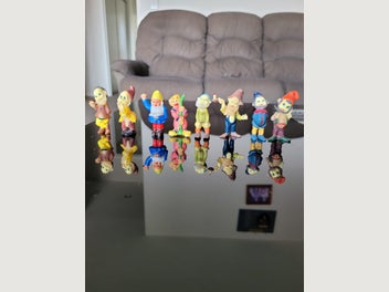Image 1 of 7