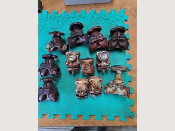 Image 1 of 2