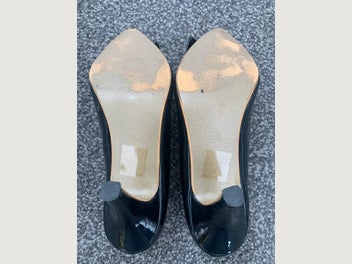 Image 1 of 4