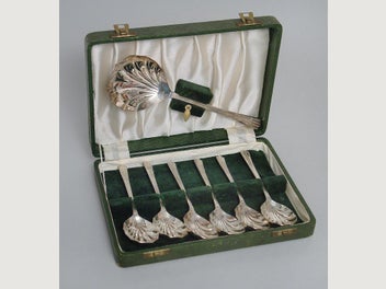 Image 1 of 4