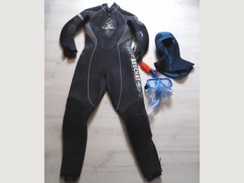 Image 1 of 7