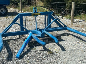 Image 1 of 5