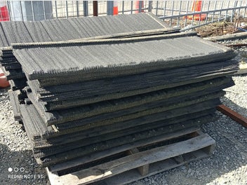Image 1 of 7