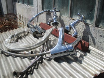 Image 1 of 7