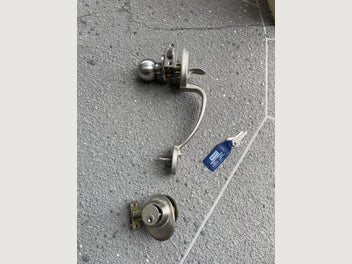 Image 1 of 6