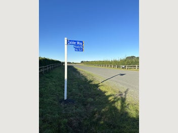 Image 1 of 8