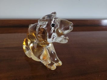 Image 1 of 7